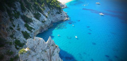 Blick auf den Golf von Orosei von Cala Goloritzè