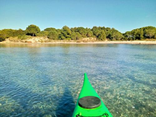 <p>Kayak and transparent water in the territory of Orosei</p>