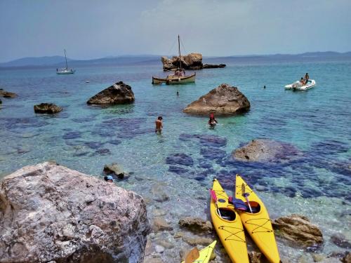 Côte de Sant'Antioco où vous pouvez faire une excursion guidée en kayak