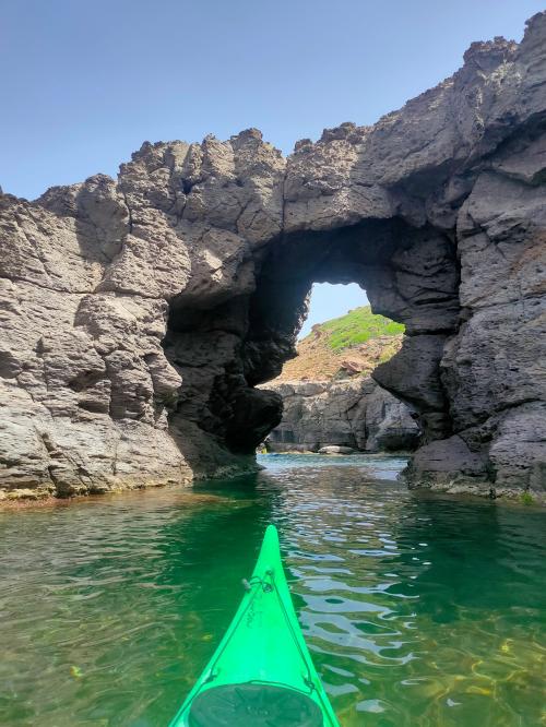 Escursione in kayak tra nella costa di Sant'Anticoco