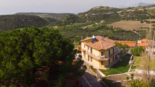 Bed and breakfast immerso nel verde a Bosa