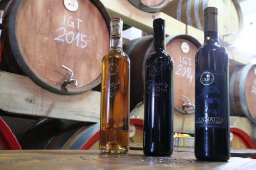 Lokal produzierte Weine mit Qualitätsprodukten