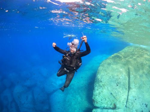 <p>Diving baptism with equipment</p>