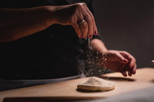 Guide during traditional pasta workshop in Lollove