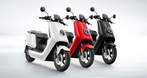 Rent electric scooter to discover Sardinia