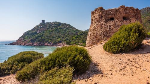 <p>Trekkingtour zur Erkundung der Küstentürme im Nordwesten Sardiniens</p><p><br></p>