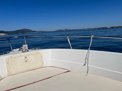 Boat during tour in Alghero