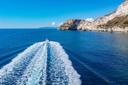 <p>Blaues Meer am Golf von Cagliari</p>