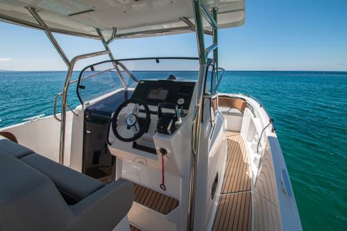 Speedboat cockpit