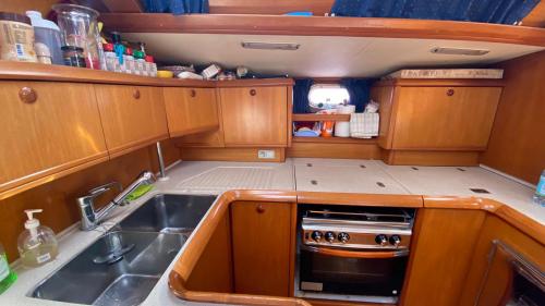 <p>Kitchen of a sailboat sailing in the waters of the Archipelago of La Maddalena</p><p><br></p>
