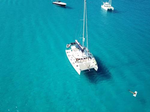 Foto drone catamarano Sardegna