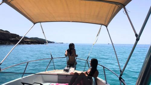 Blick vom Boot während des Ausflugs nach Alghero