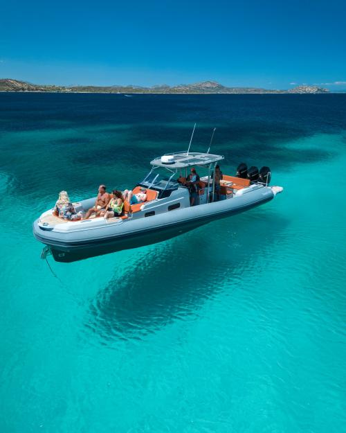 <p>Boat during daily tour to the island of Tavolara</p><p><br></p>