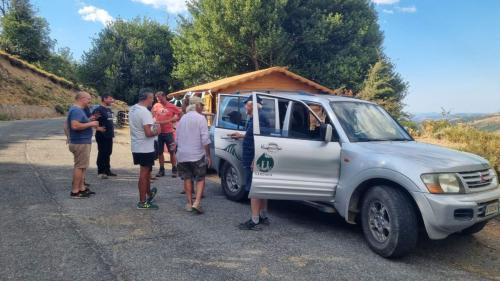 Guide meets participants in Arbatax