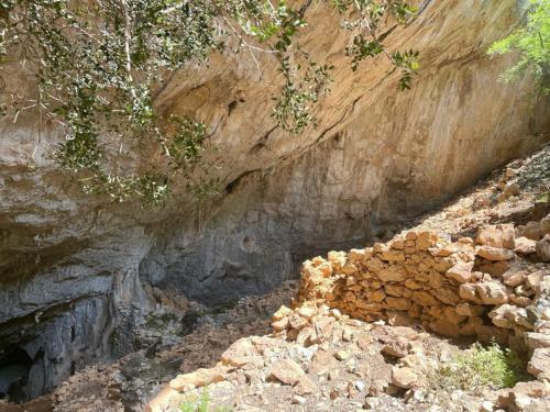 <p>Geführte Wanderung im Dorf Tiscali</p><p><br></p>