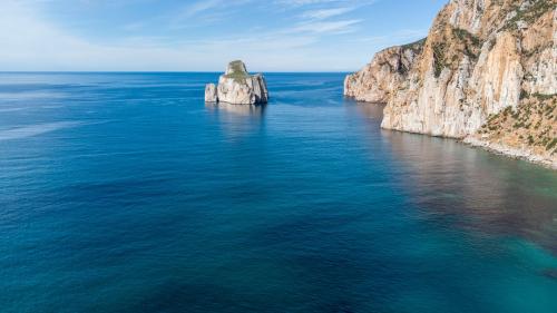 <p>Vista panorámica de Sugarloaf y su mar azul</p><p><br></p>