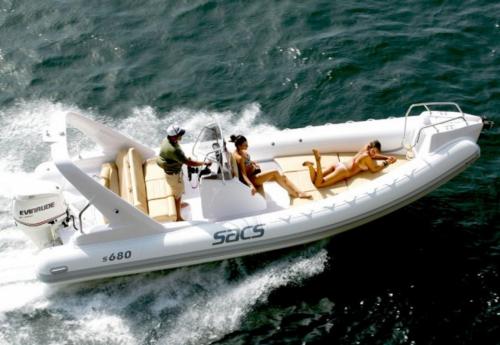 <p>Excursion in the morning or afternoon in the Protected Marine Area of Tavolara with skipper</p><p><br></p>