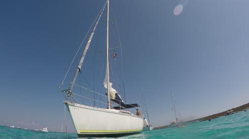 bow sailboat seen from the sea
