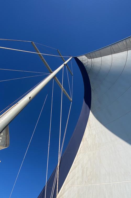 albero maestro e vela della barca