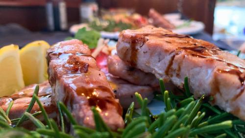 <p>Dinner on board a boat during excursion in the Archipelago of La Maddalena</p><p><br></p>