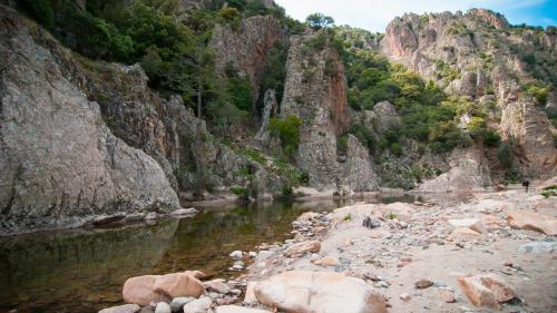 Riverbed of the Rio 'e Forru river