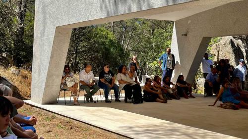 Attentive visitors during the exhibition