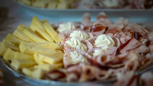 Tasting of cured meats and cheeses