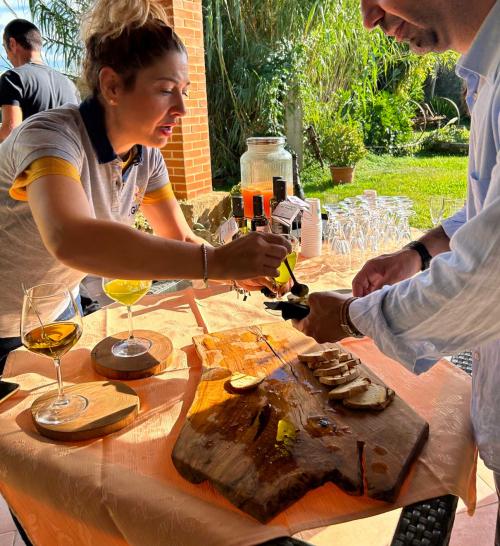 Degustación de aceite en el pan