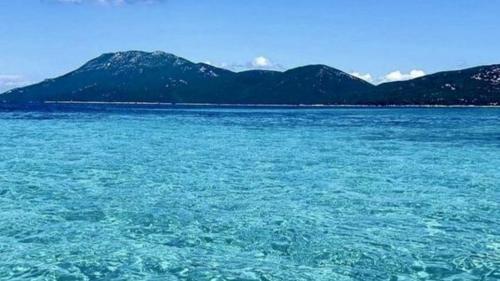 Mare azzurro del Golfo di Marinella
