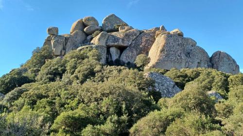 Pico de granito en el Parque de los Siete Hermanos