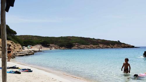 Parada en Cala Sabina en Asinara