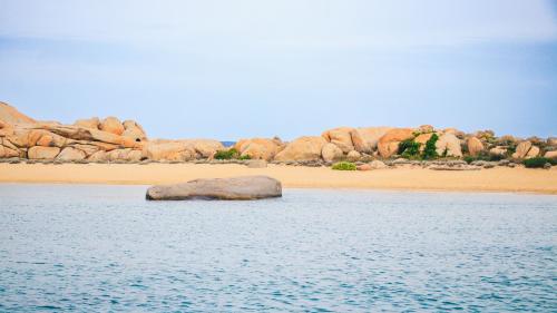 View of the main beach in Lavezzi