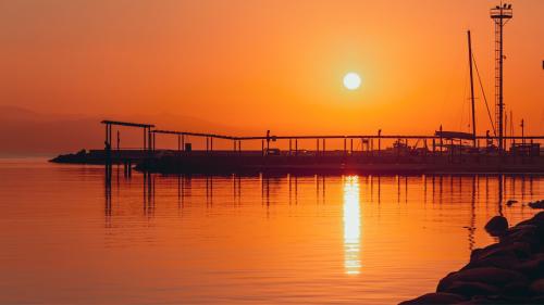 Vista sul tramonto dal Golfo di Cagliari