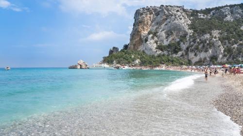 Spiaggia di Cala Luna nel Golfo di Orosei