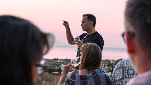 Le vigneron raconte comment son Vermentino est produit