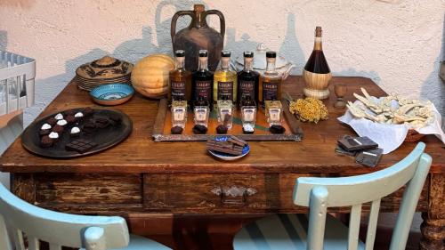 Degustazione guidata a base di cioccolato e liquori nel centro Sardegna