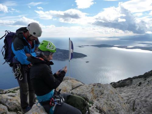 Pareja en la cumbre de Tavolara