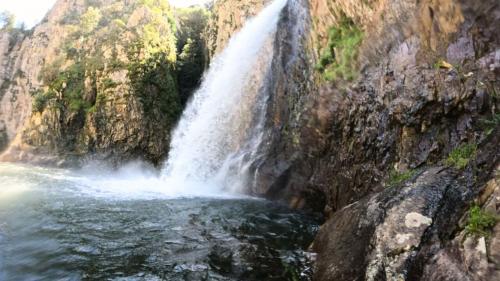 Cascadas de Piricanes para una experiencia de barranquismo guiada