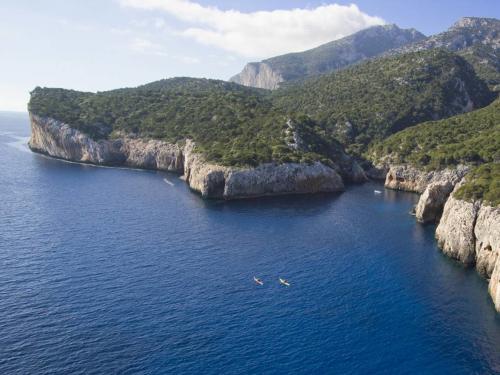 Kayak nel bellissimo Golfo di Orosei