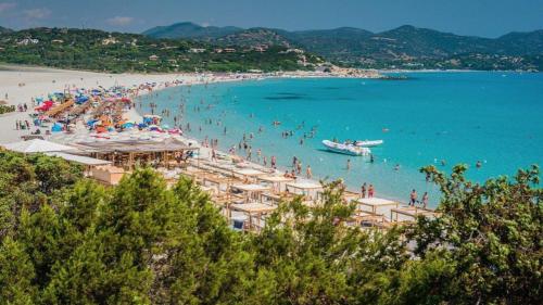 Strand in Villasimius an der Südküste Sardiniens