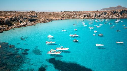 Vista superior de las islas Egadi en Sicilia