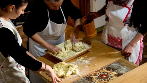 <p>Cooking class in a private house in Mamoiada with expert guide</p><p><br></p>