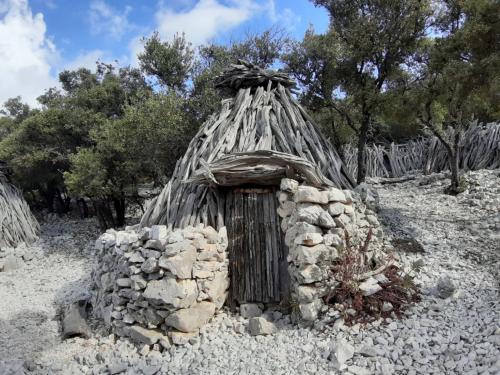 Sardischer Pinnetu in Baunei auf der Wanderung zur Cala Mariolu