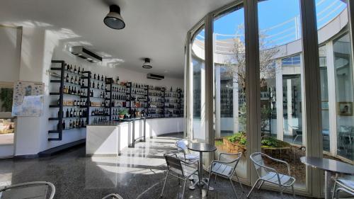 Intérieur du musée du vin à Berchidda