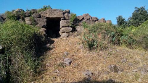 Archäologische Stätte Sa Mente Nuragischer Komplex von Santa Sabina