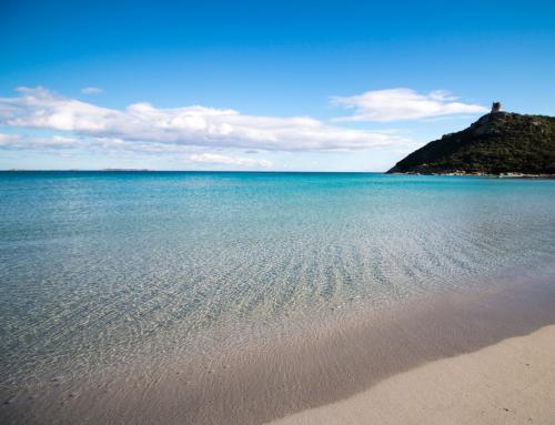 costa di Villasimius visitabile in escursione in jeep