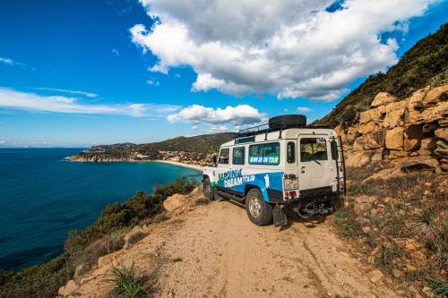 Off-road vehicle and sea view