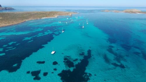 Panoramablick von Stintino nach Asinara