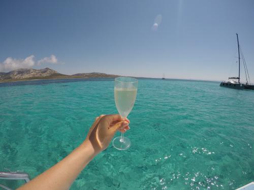 Toast avec vue sur la mer