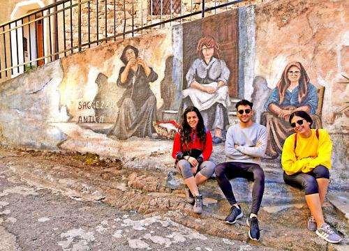 Descubriendo los murales de Orgosolo